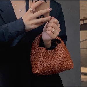 Woven mini tote bag brown